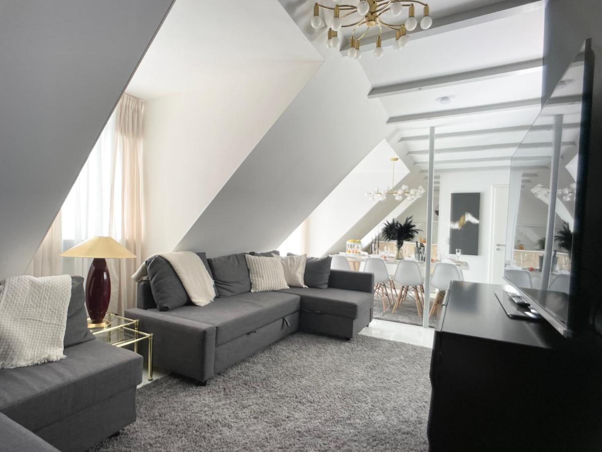 נירנברג M-Style 04 Apartment Mit Balkon Und Gasgrill, 24H Self-Check-In, Free Parking, Netflix מראה חיצוני תמונה